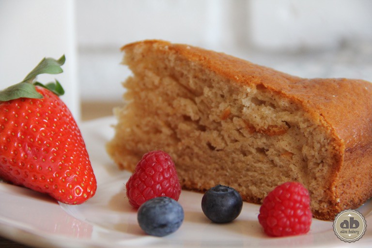 Pastel de nuez moscada y canela